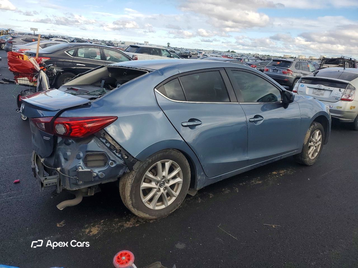 Mazda 3 2015