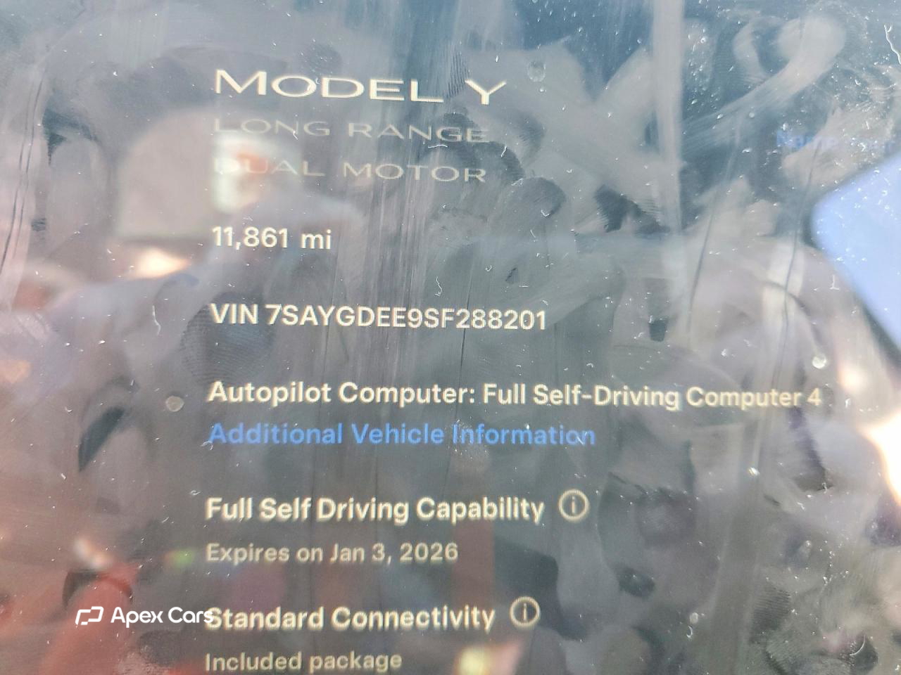 Tesla Model Y 2025