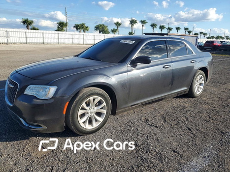 Chrysler 300 2016 - Image 1 of 13