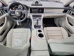 Porsche Panamera 2023