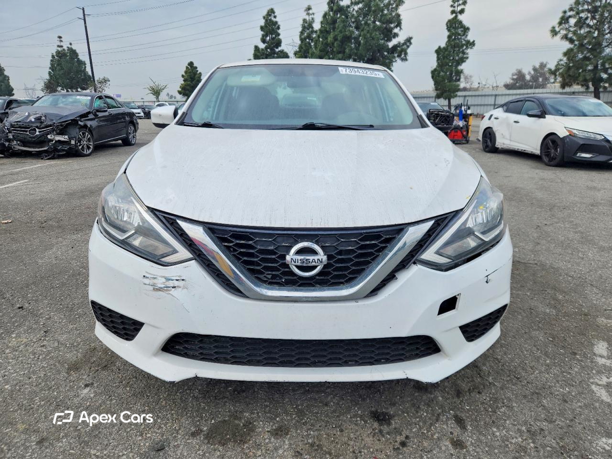 Nissan Sentra 2018