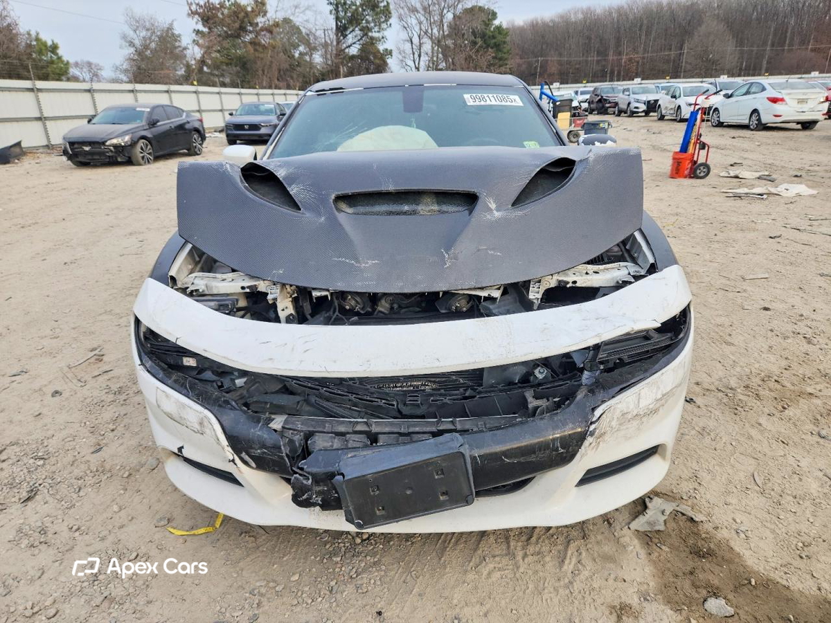 Dodge Charger 2015