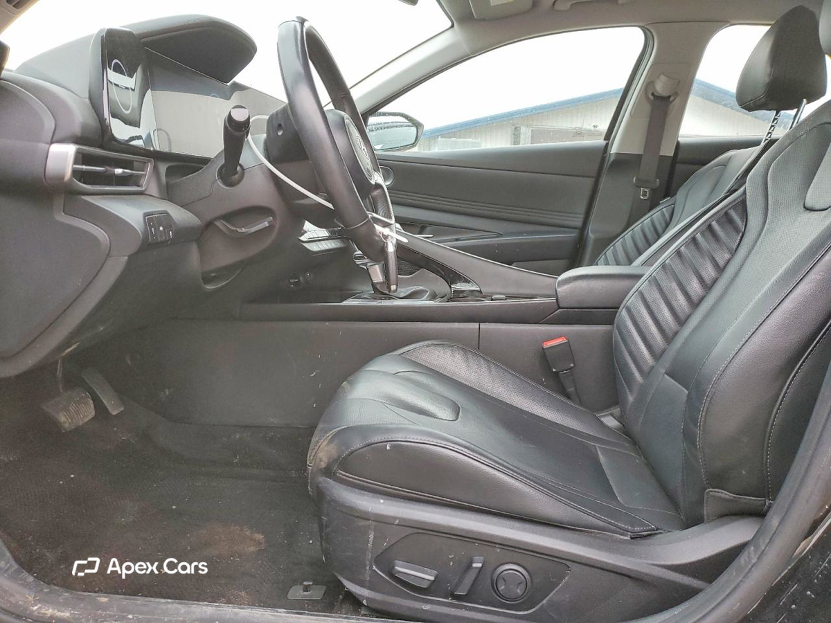 Hyundai Elantra 2023