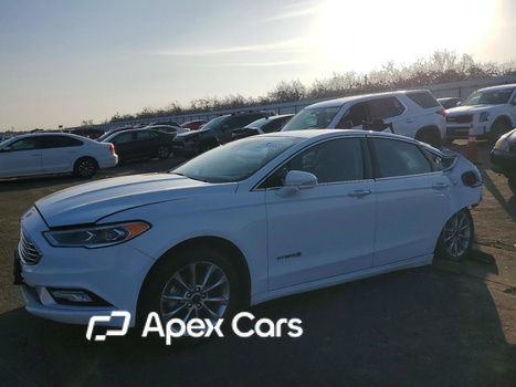 Ford Fusion 2017 - Image 1 of 12