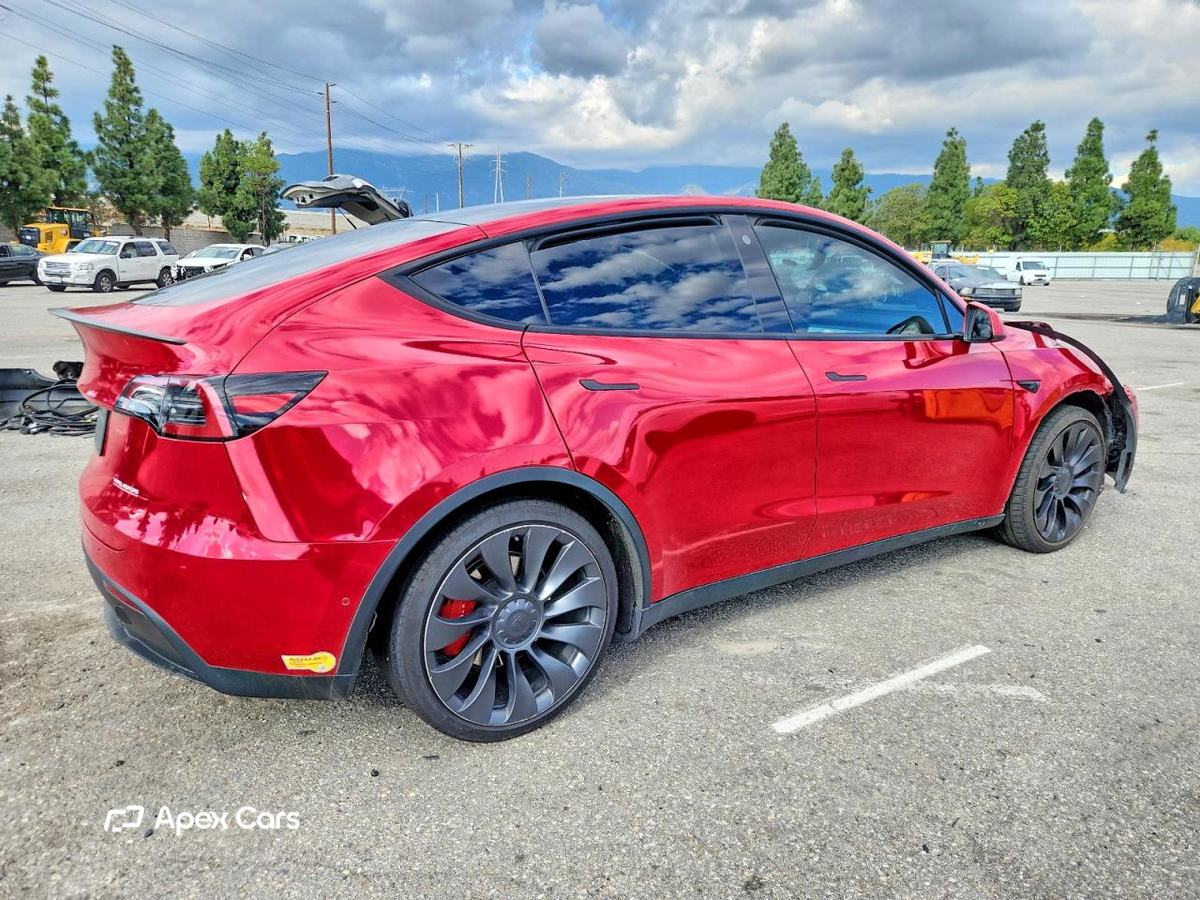 Tesla Model Y 2022