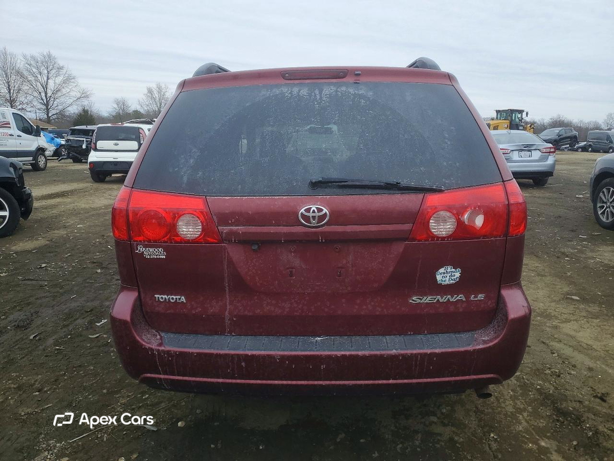 Toyota Sienna 2010
