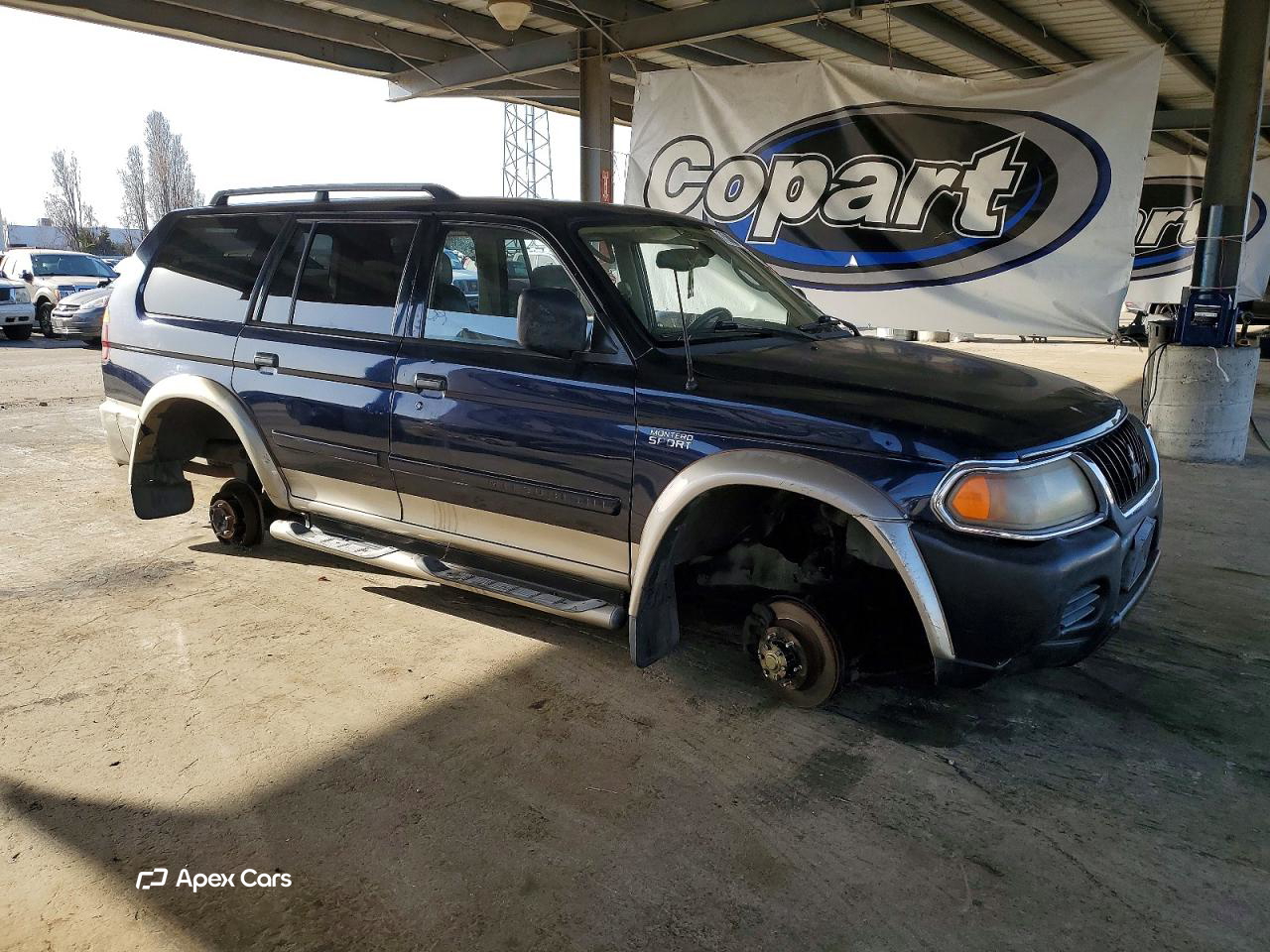 Mitsubishi Montero 2002