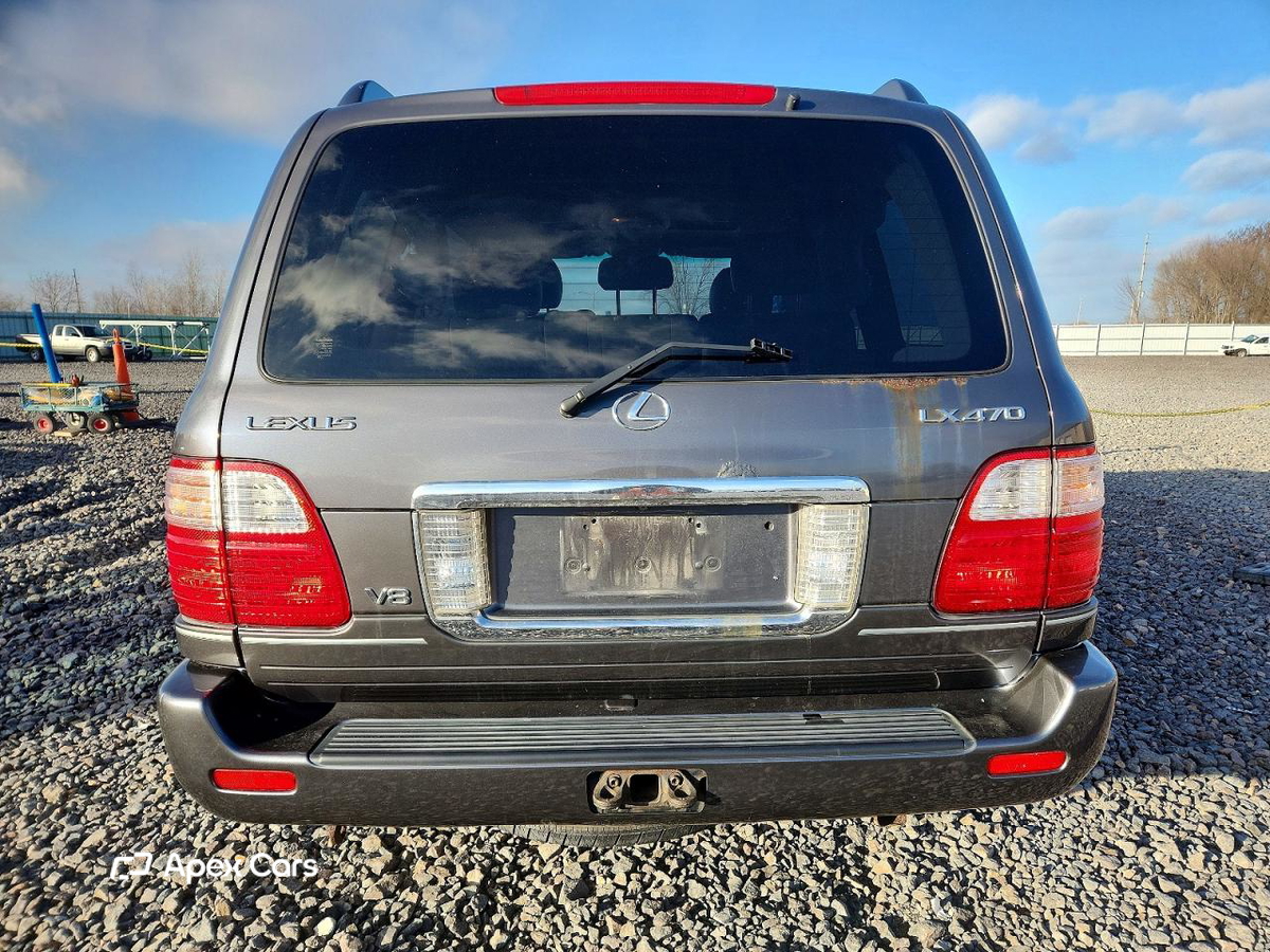 Lexus LX 2005