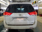 Toyota Sienna 2012