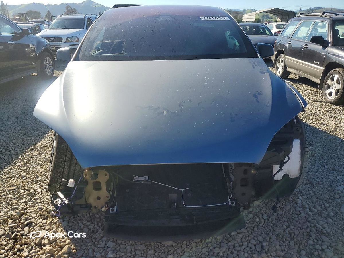 Tesla Model X 2023