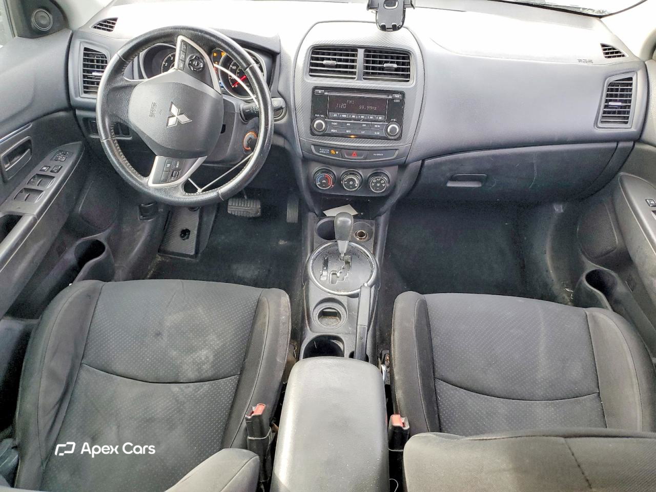 Mitsubishi Outlander 2015