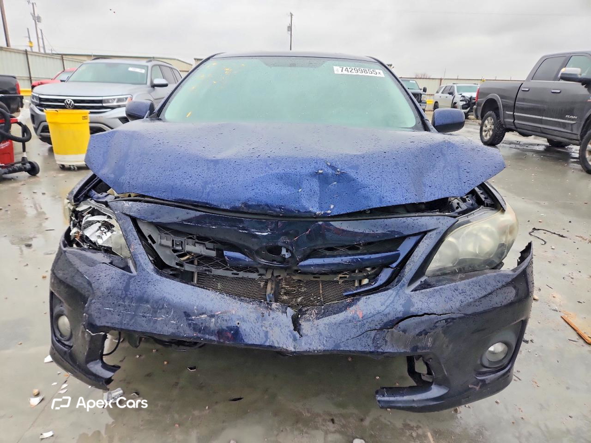 Toyota Corolla 2013