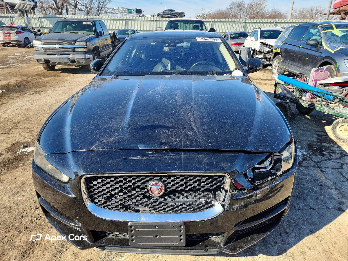 Jaguar XE 2017
