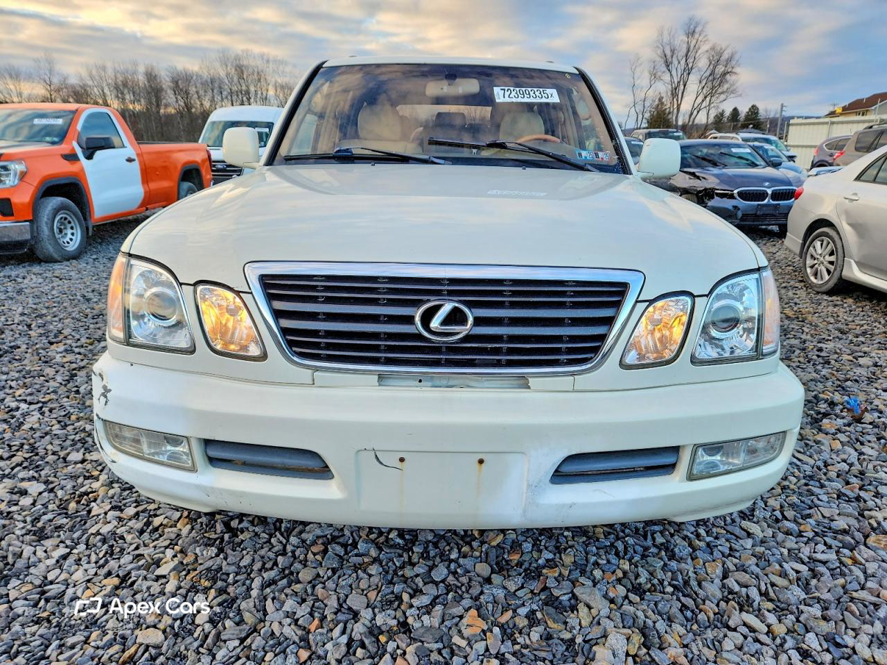 Lexus LX 2000
