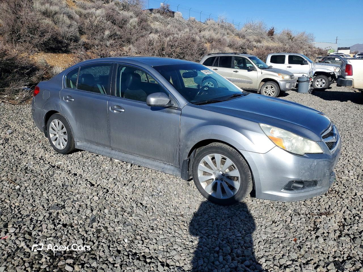 Subaru Legacy 2011
