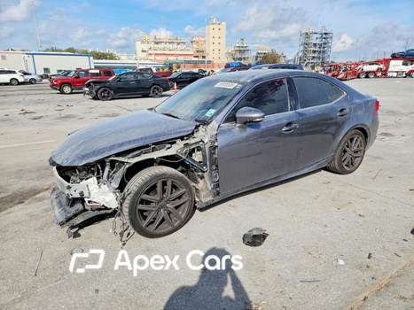 Lexus IS 2014 - Image 1 of 13
