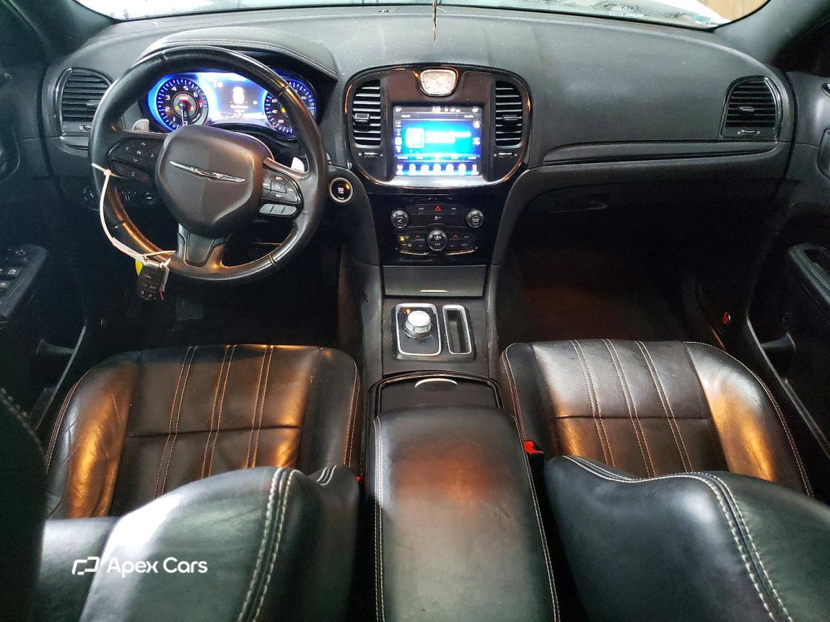 Chrysler 300 2016