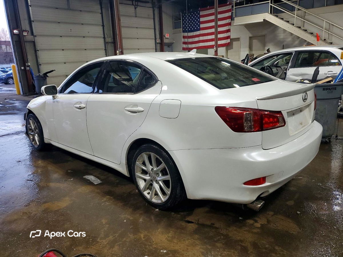 Lexus IS 2012
