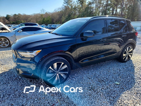 Volvo XC40 2021 - Image 1 of 13