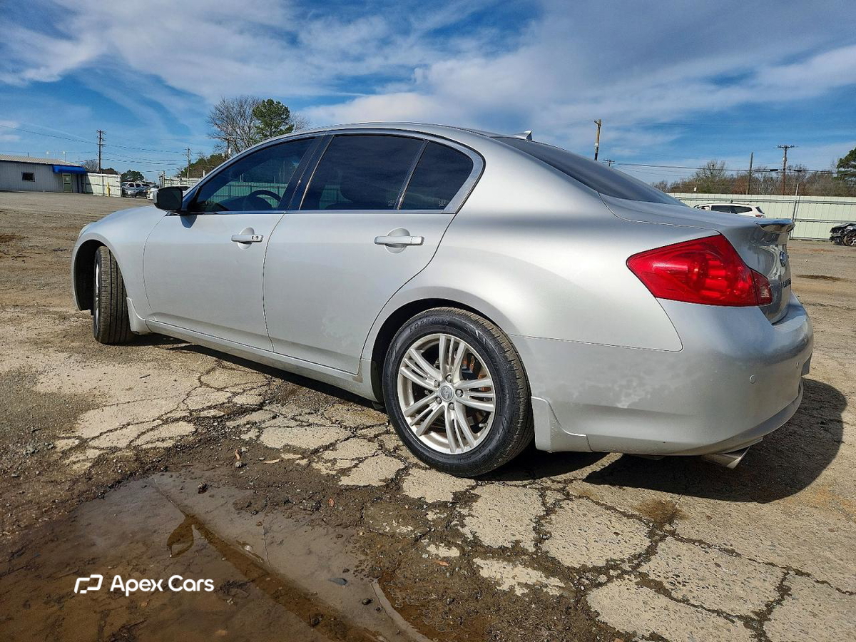 Infiniti G 2013