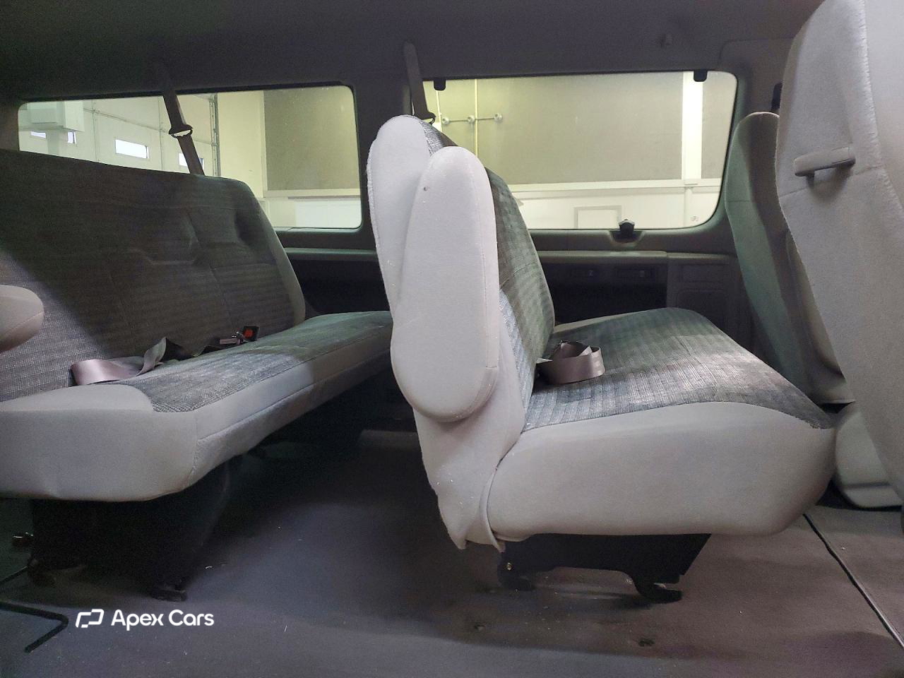 Ford Econoline 2000