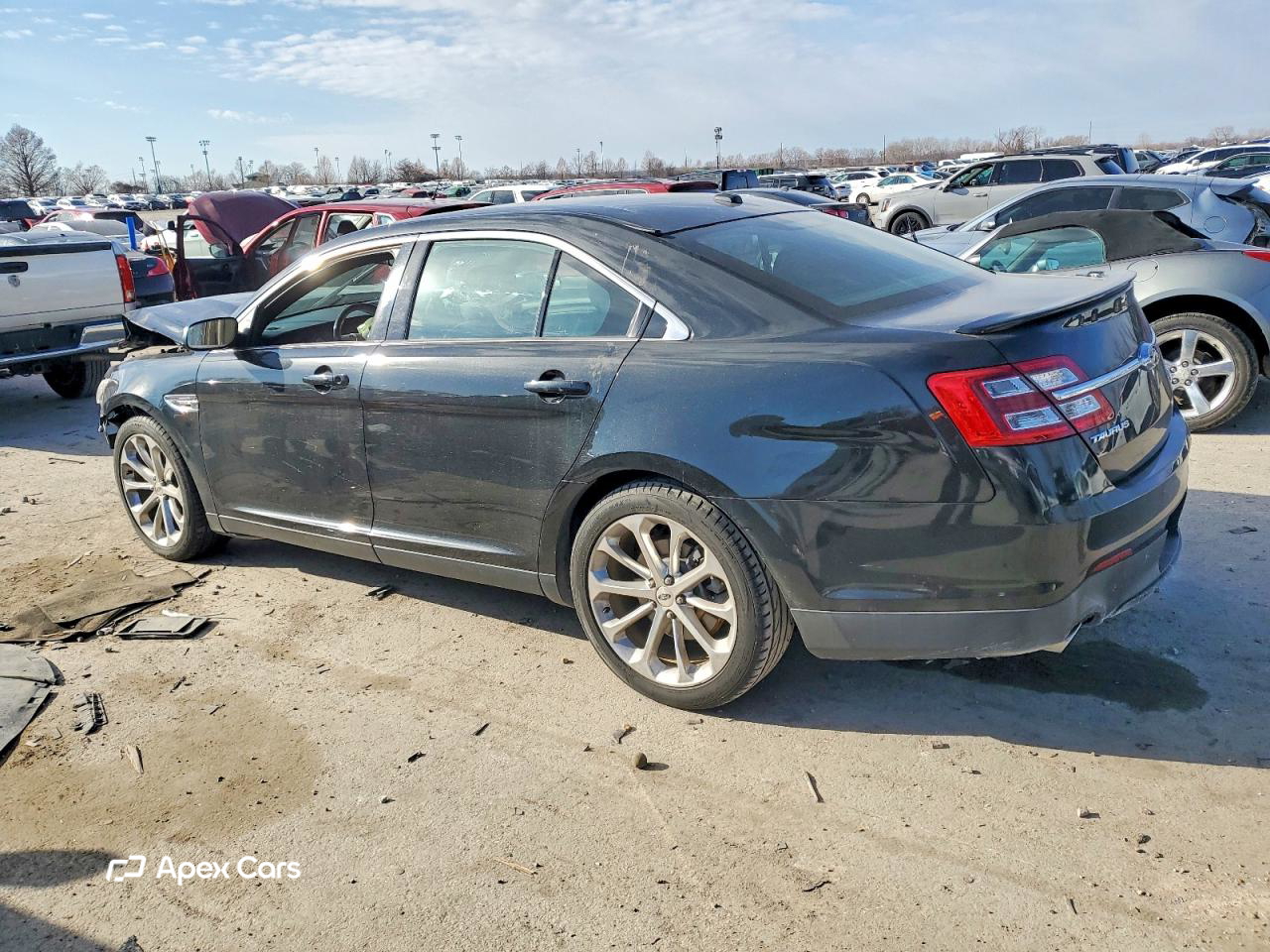 Ford Taurus 2015