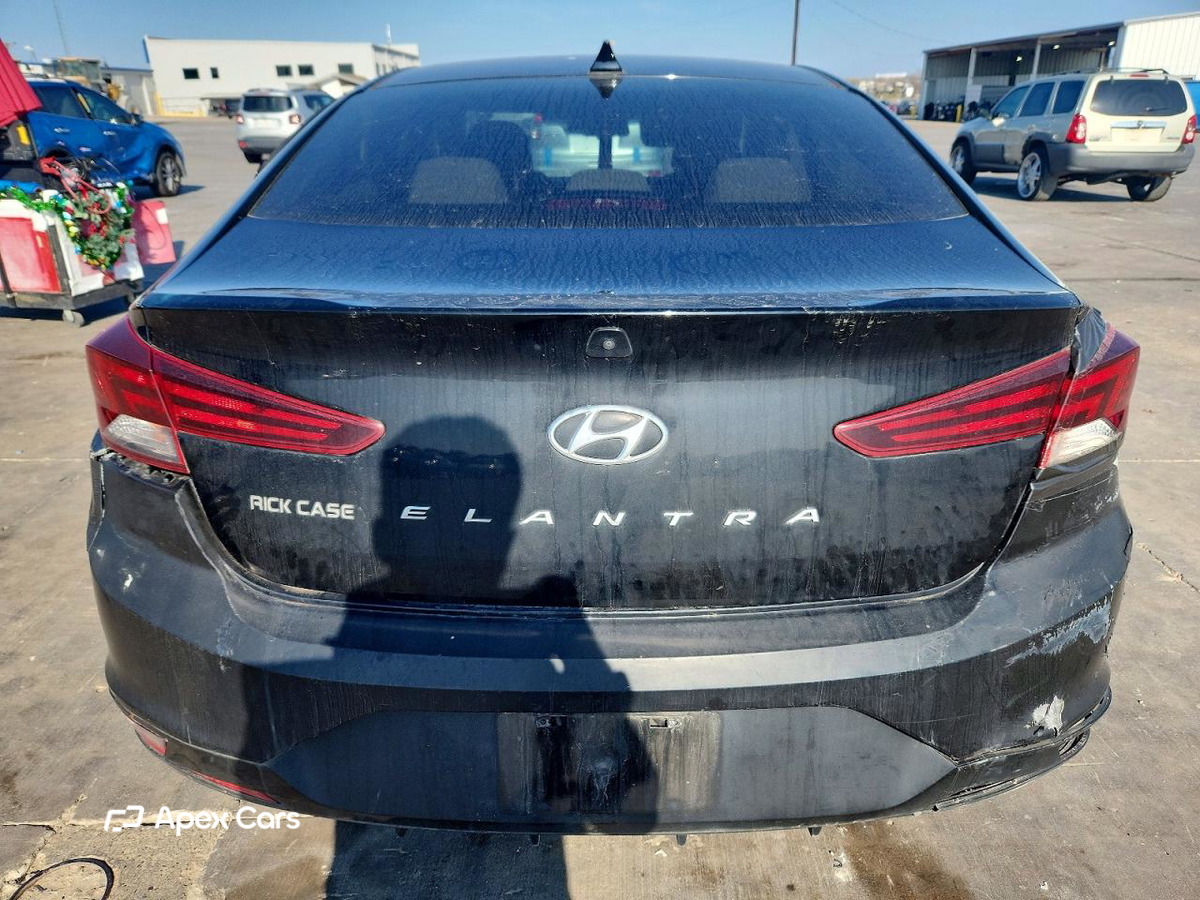 Hyundai Elantra 2020