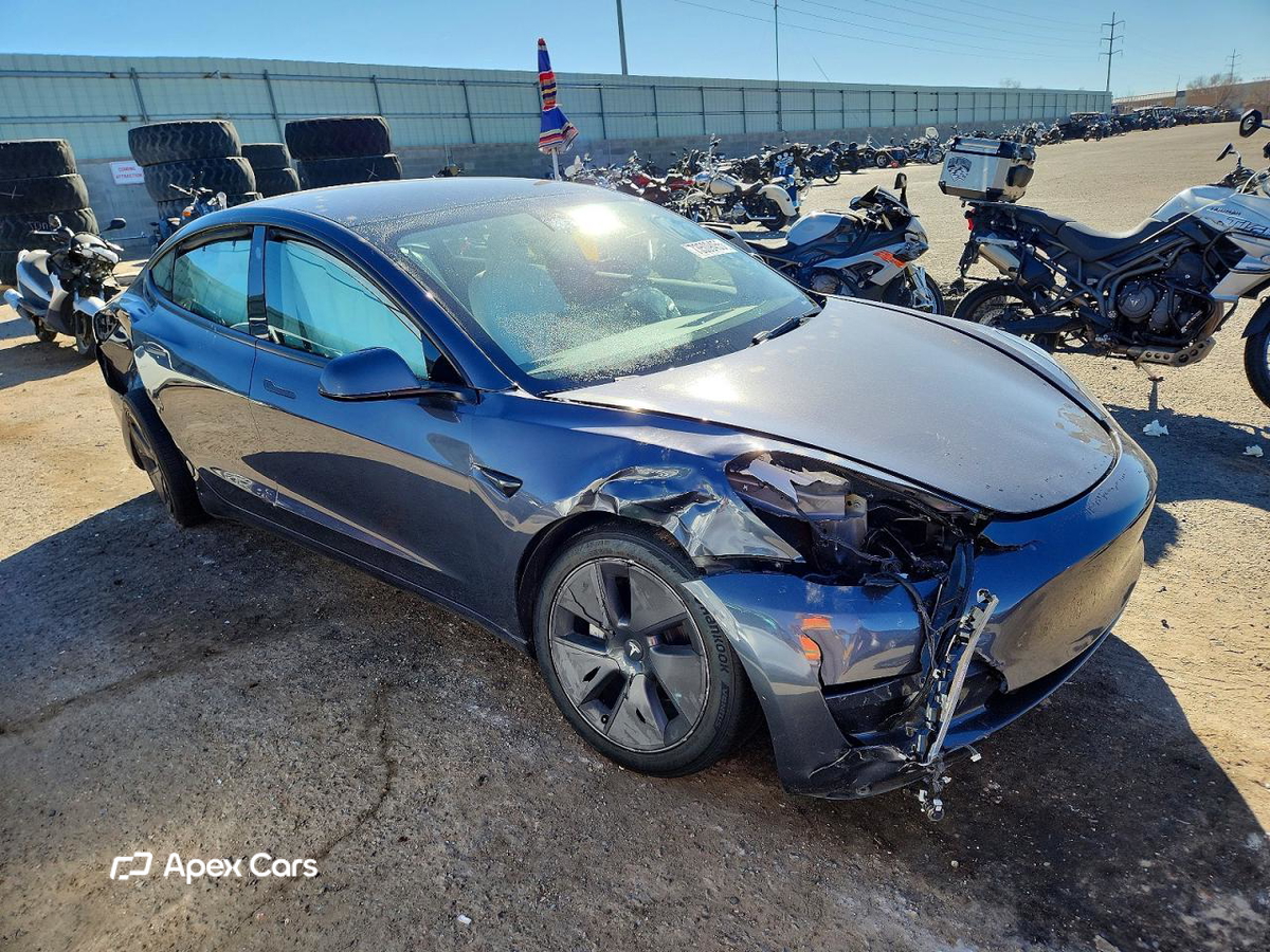 Tesla Model 3 2023