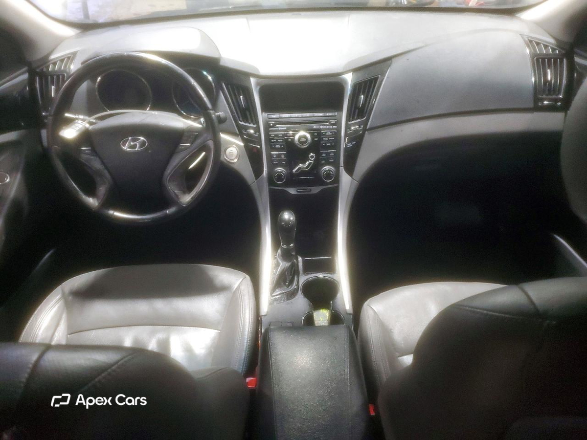 Hyundai Sonata 2011