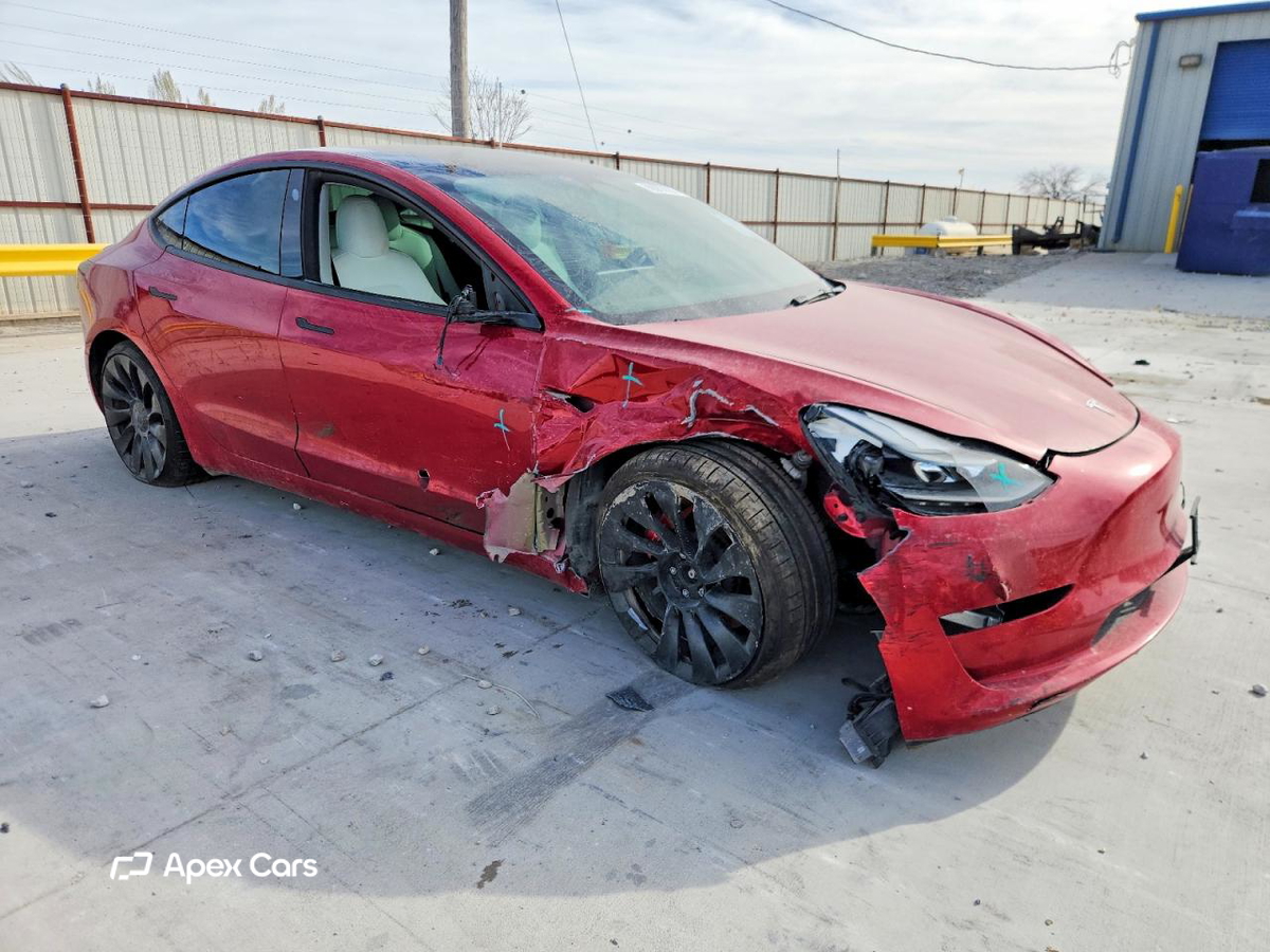 Tesla Model 3 2022