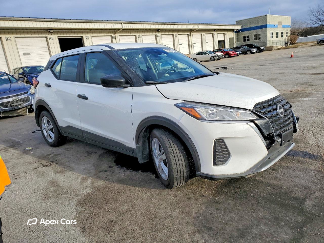 Nissan Kicks 2025