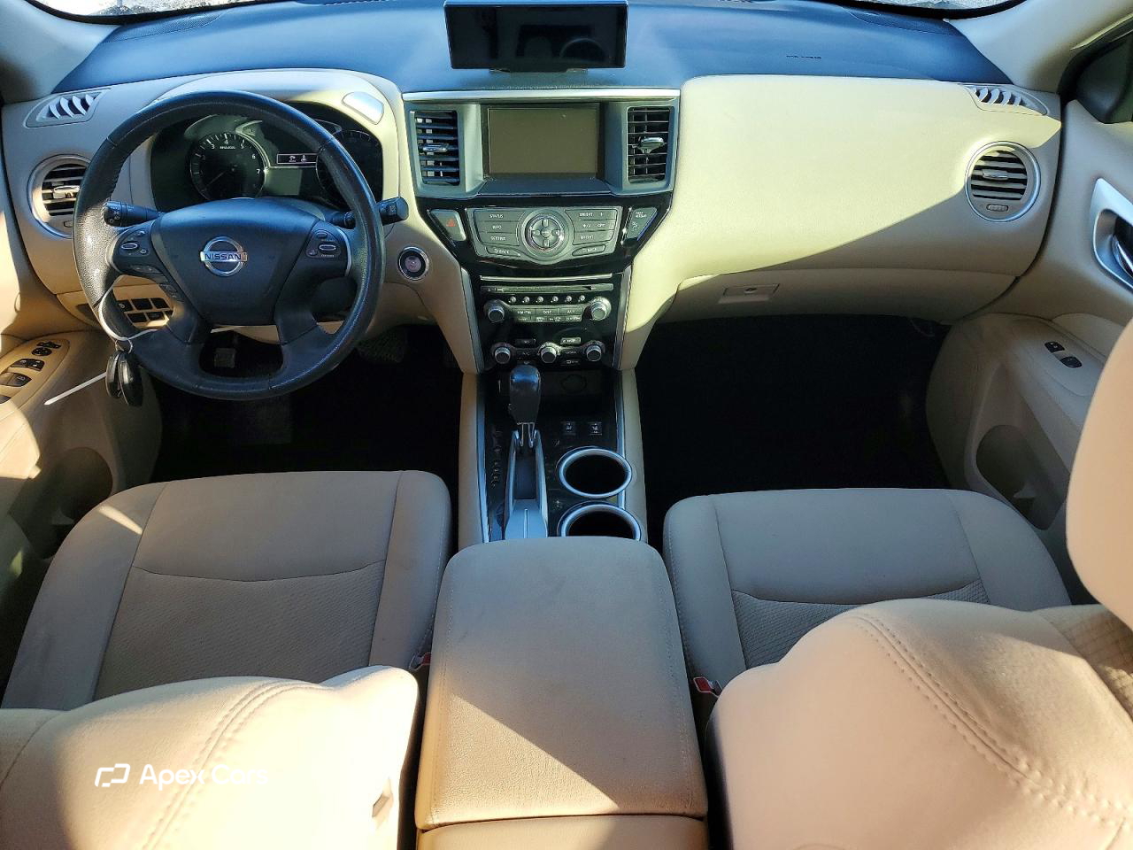 Nissan Pathfinder 2016