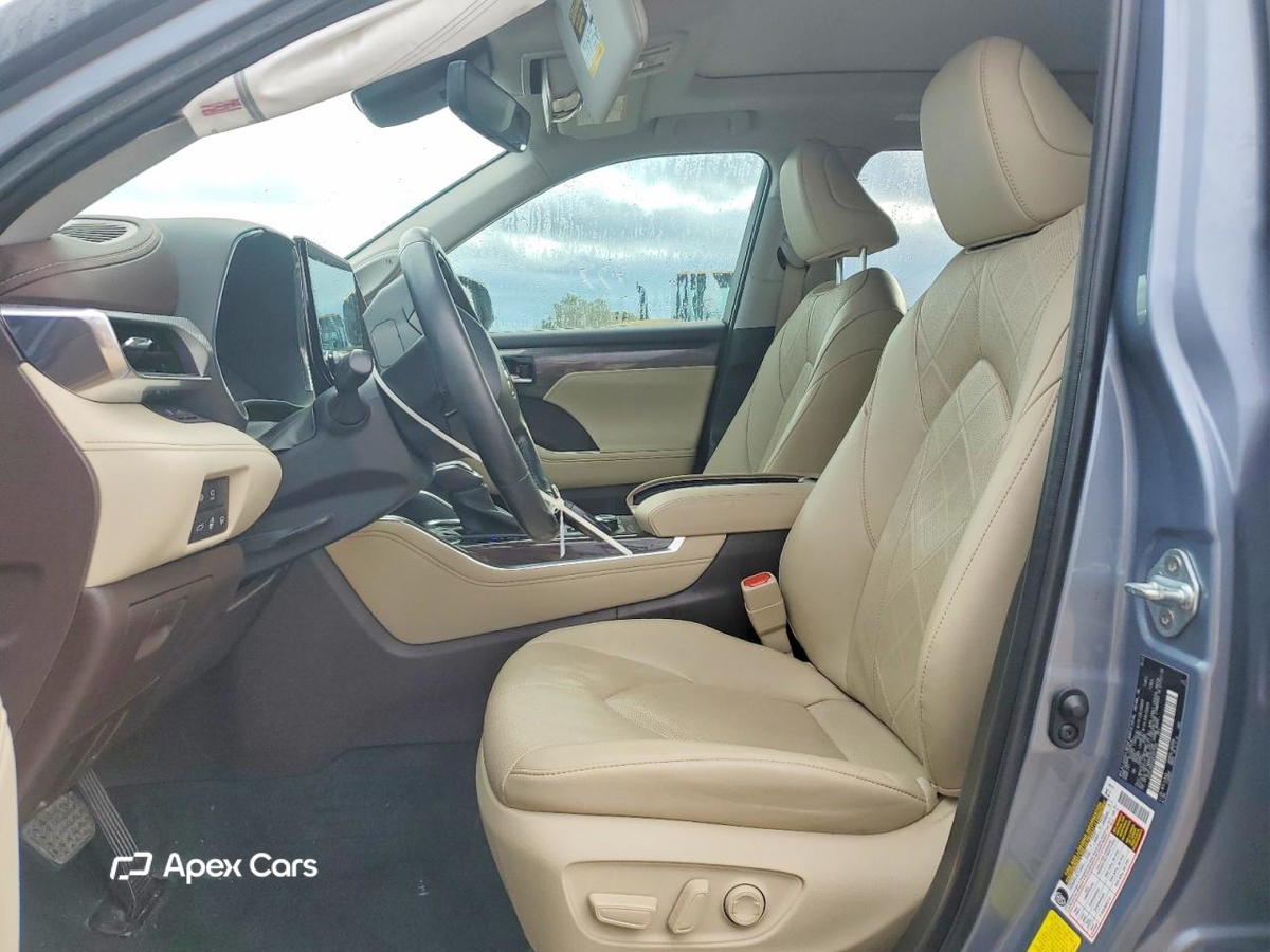 Toyota Highlander 2022