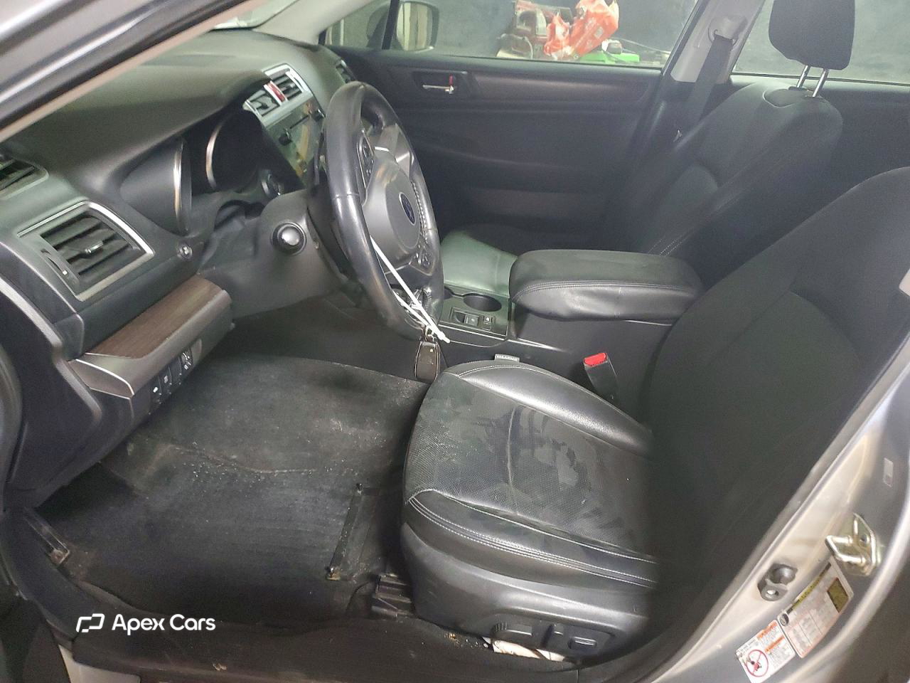 Subaru Legacy 2015