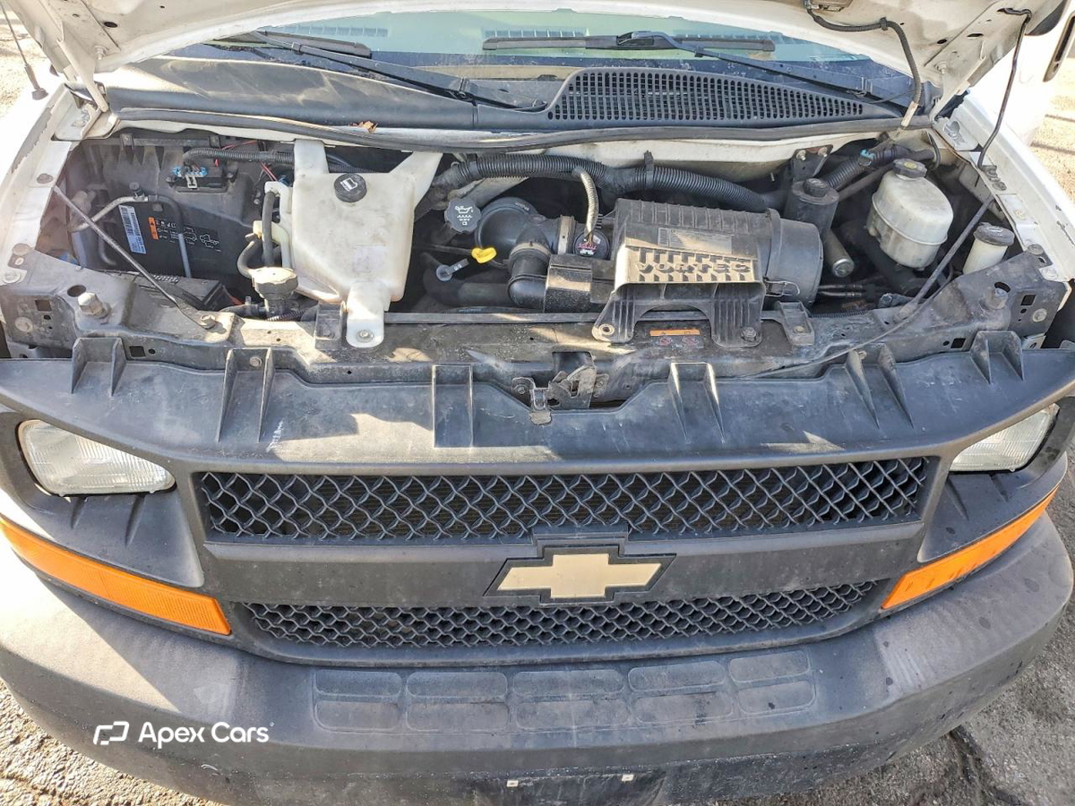 Chevrolet Express 2013