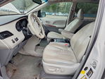 Toyota Sienna 2012