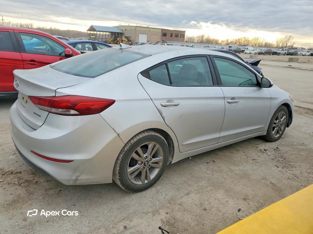 Hyundai Elantra 2017
