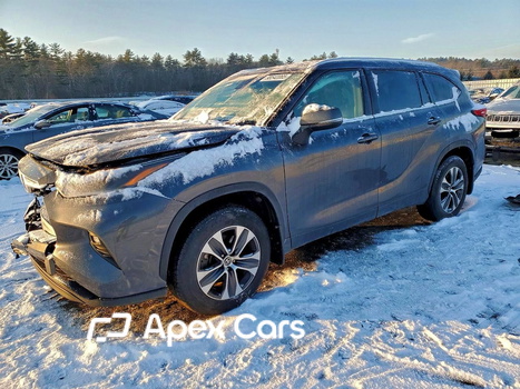 Toyota Highlander 2021 - Image 1 of 13