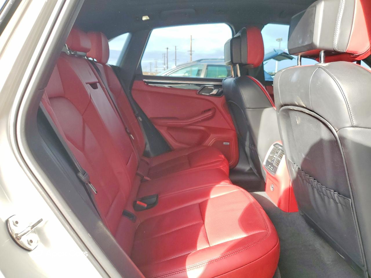 Porsche Macan 2022