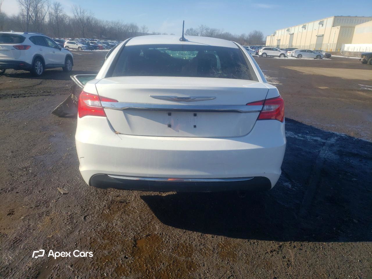 Chrysler 200 2013