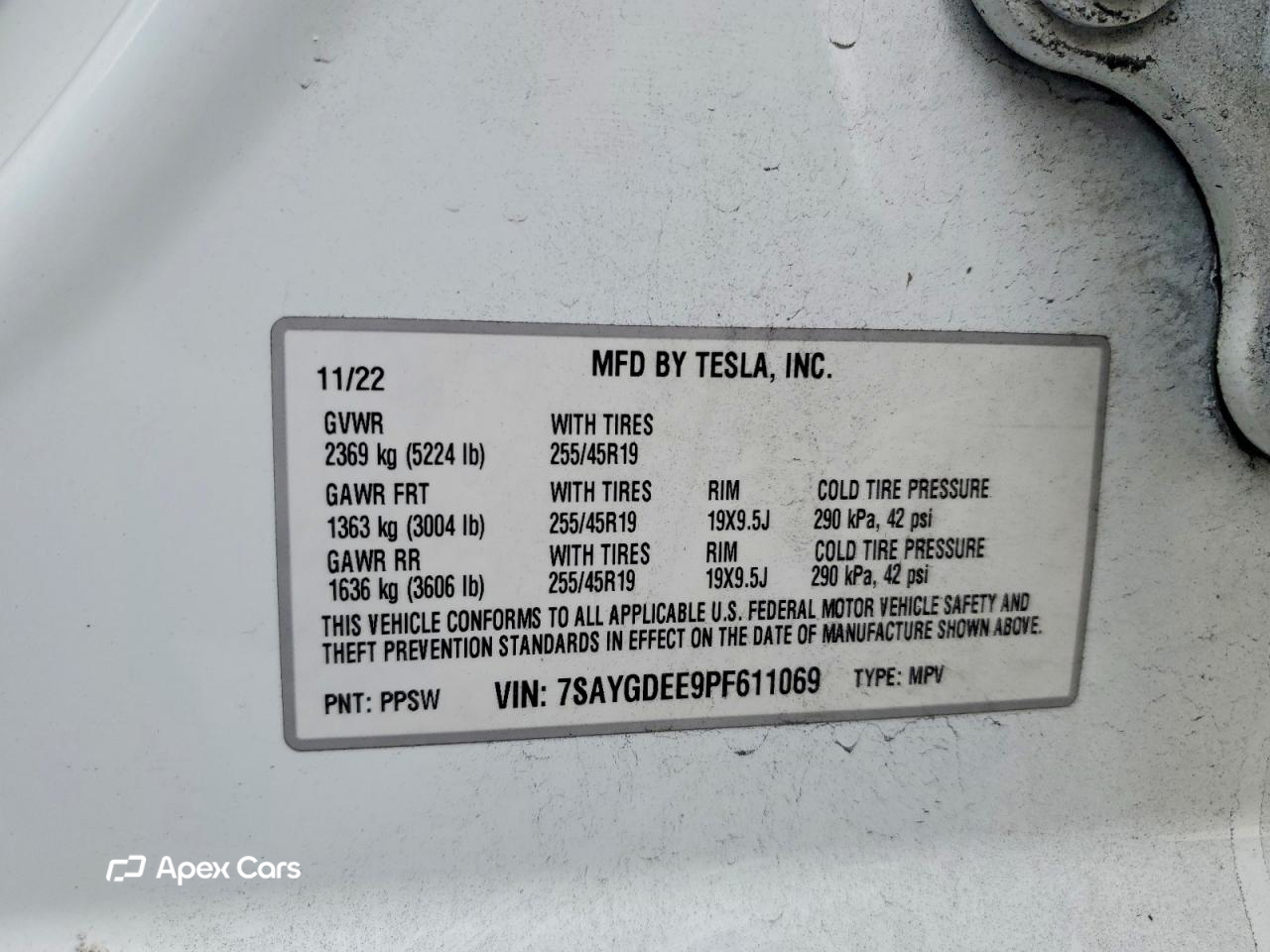 Tesla Model Y 2023