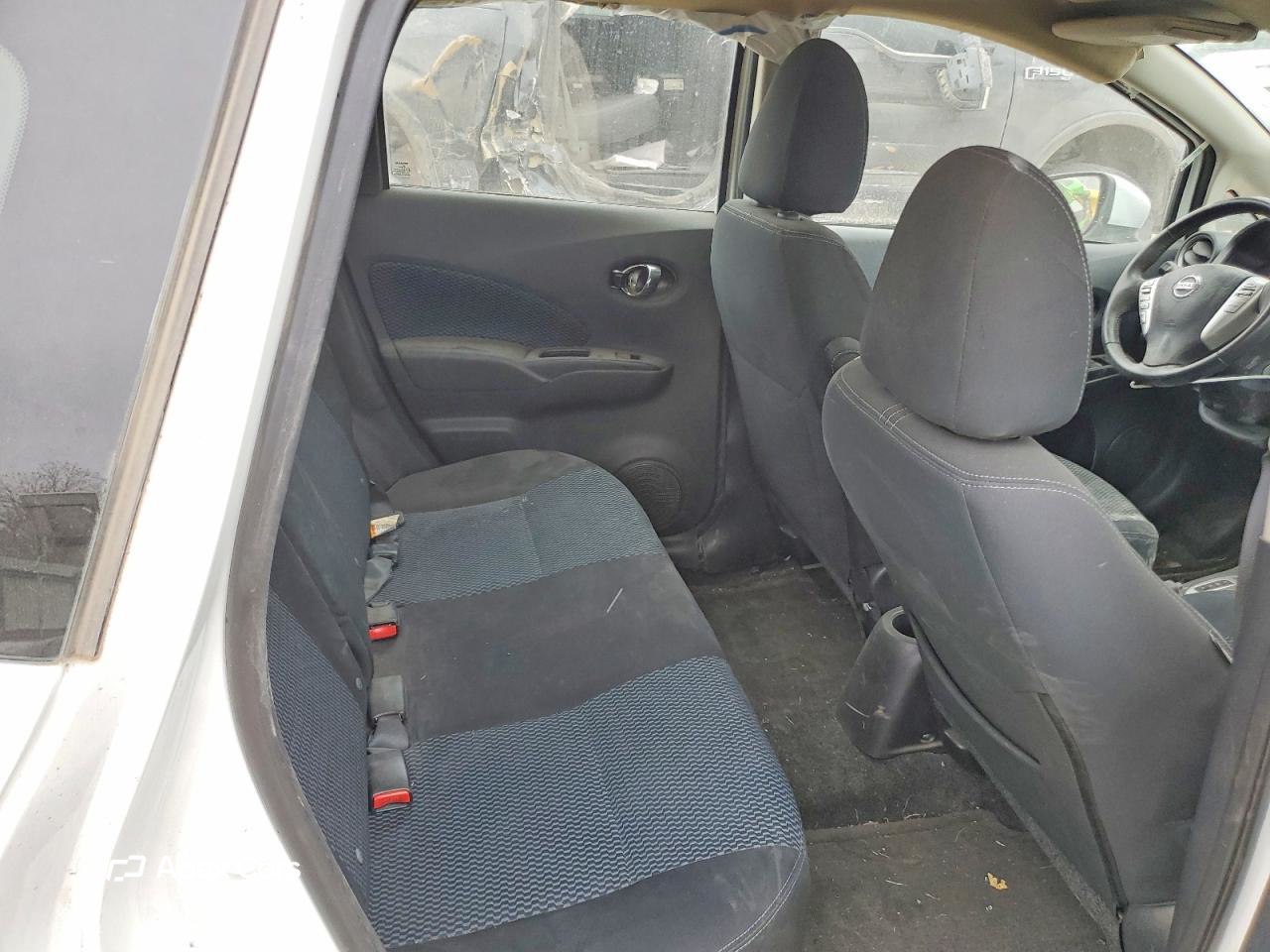 Nissan Versa 2016