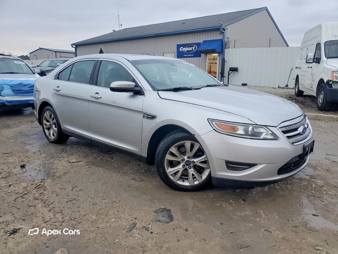 Ford Taurus 2012