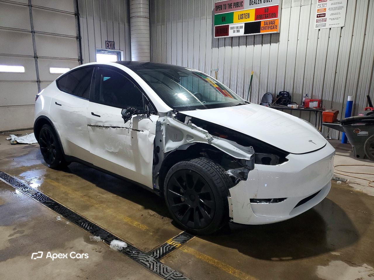 Tesla Model Y 2023