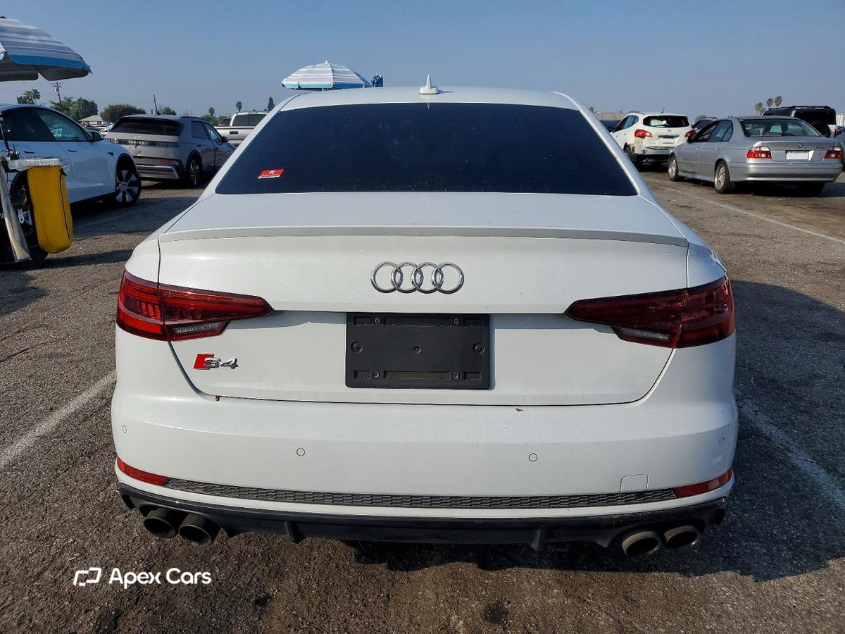 Audi RS4 2019
