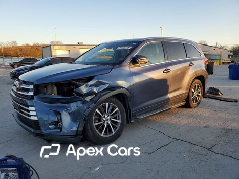 Toyota Highlander 2018 - Image 1 of 13