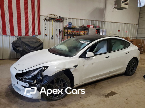 Tesla Model 3 2022 - Image 1 of 12