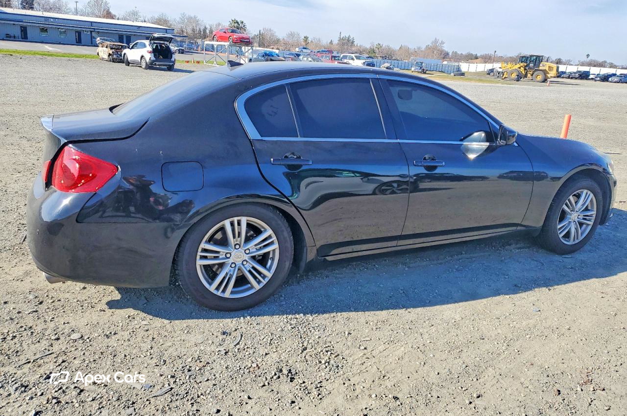 Infiniti G 2012