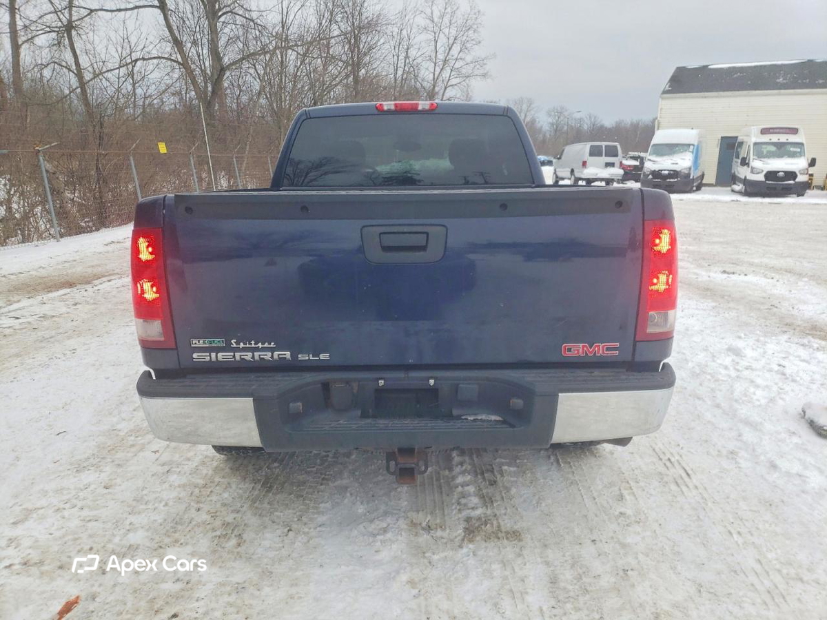 GMC Sierra 2010