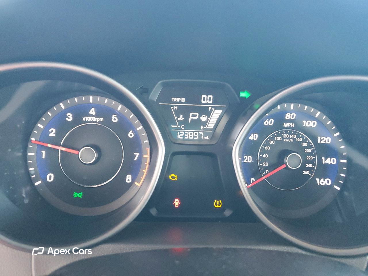 Hyundai Elantra 2014